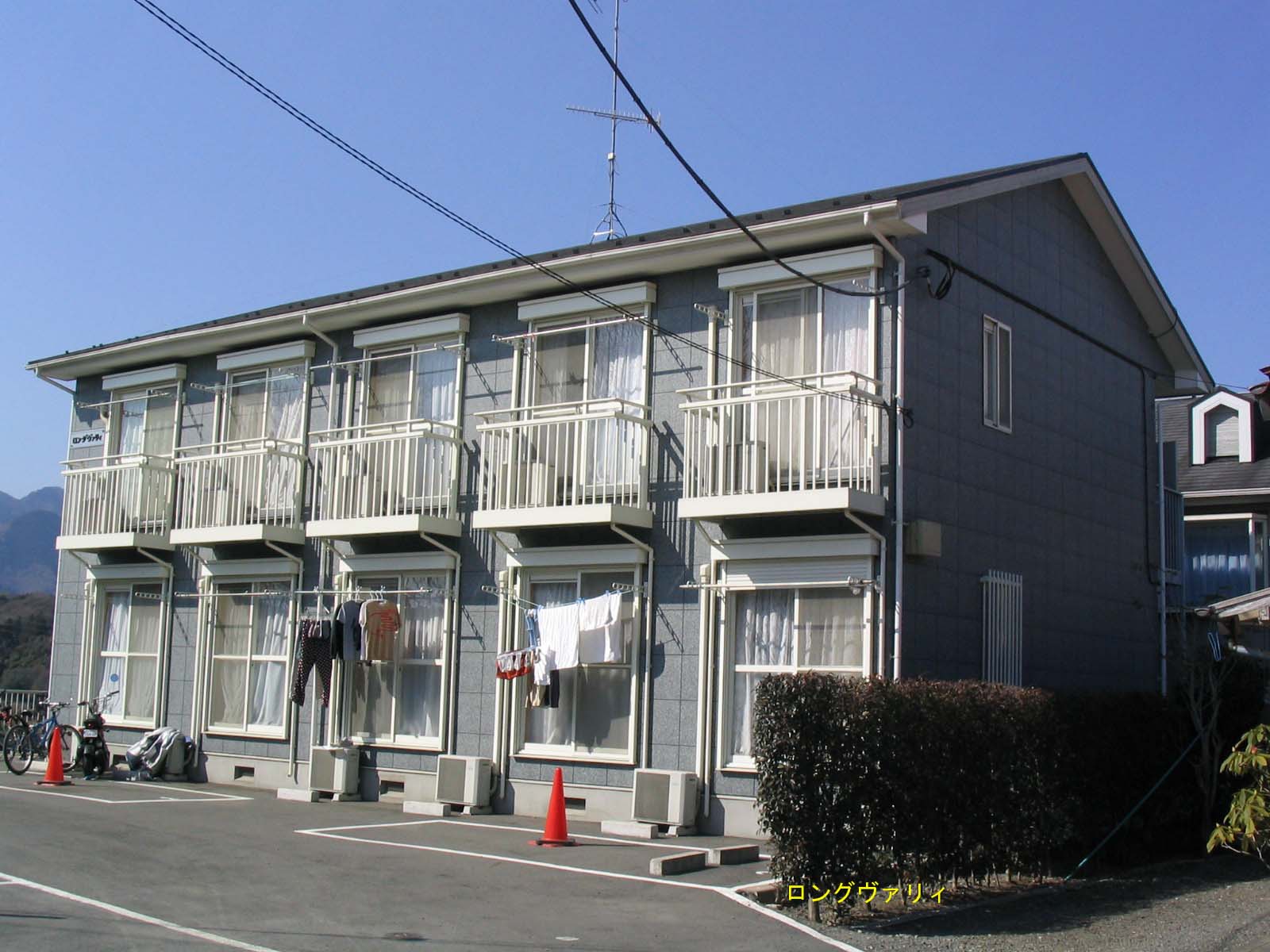 現代日本の最先端実践派ミニマリストの方々の住宅
